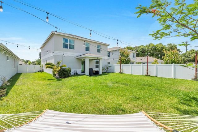 4506 Catalina Way, Greenacres, FL 33463