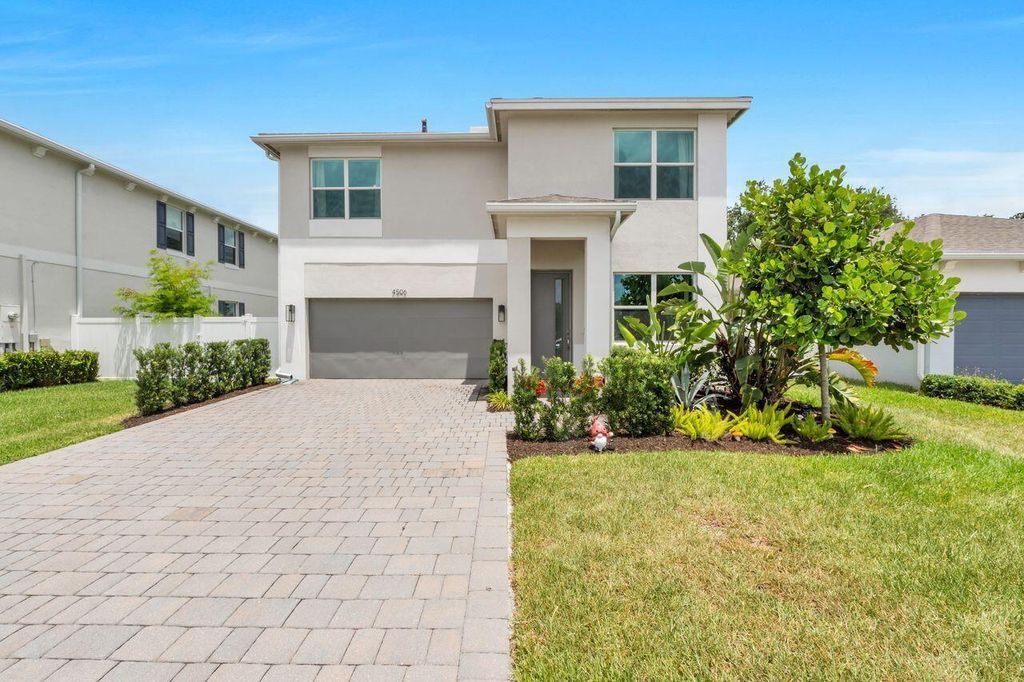 4506 Catalina Way, Greenacres, FL 33463