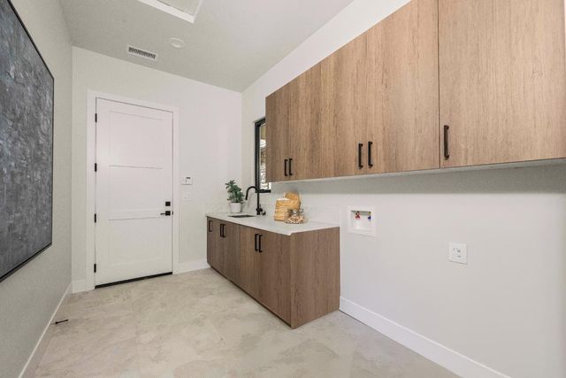 15065 Grand Knoll Dr, Meadow Vista, CA 95722