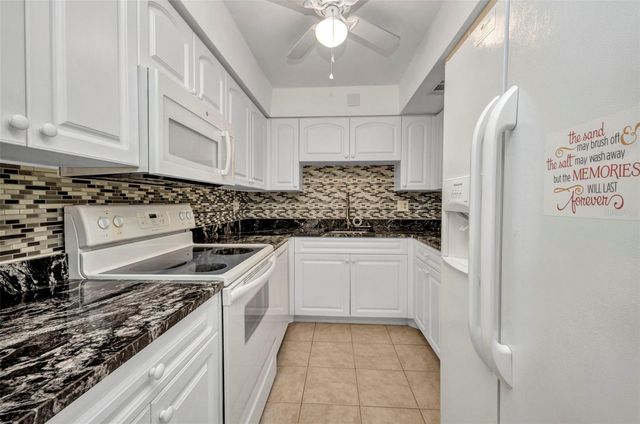 2437 HARBOR BOULEVARD 114, Port Charlotte, FL 33952