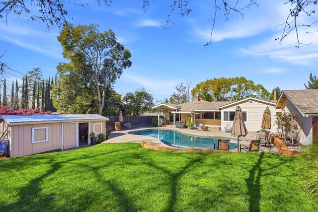 7724 Greenridge Way, Fair Oaks, CA 95628