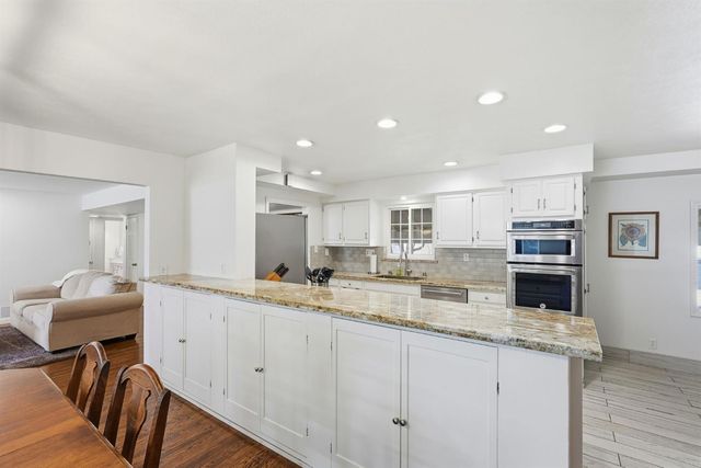 7724 Greenridge Way, Fair Oaks, CA 95628