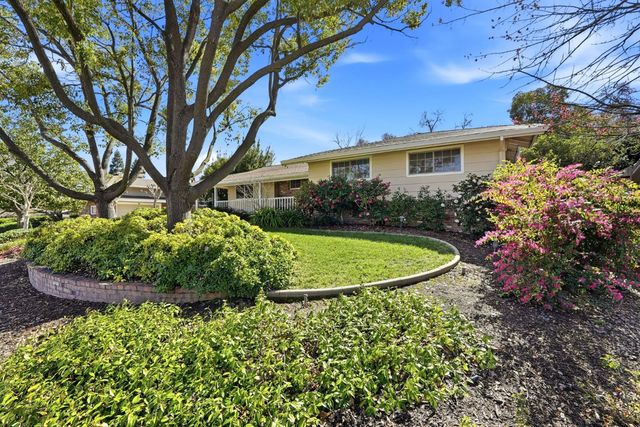 7724 Greenridge Way, Fair Oaks, CA 95628