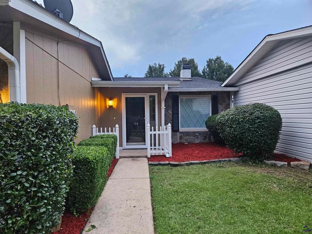 144 Pleasant Hill Court, Warner Robins, GA 31088