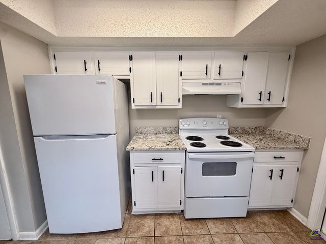 144 Pleasant Hill Court, Warner Robins, GA 31088