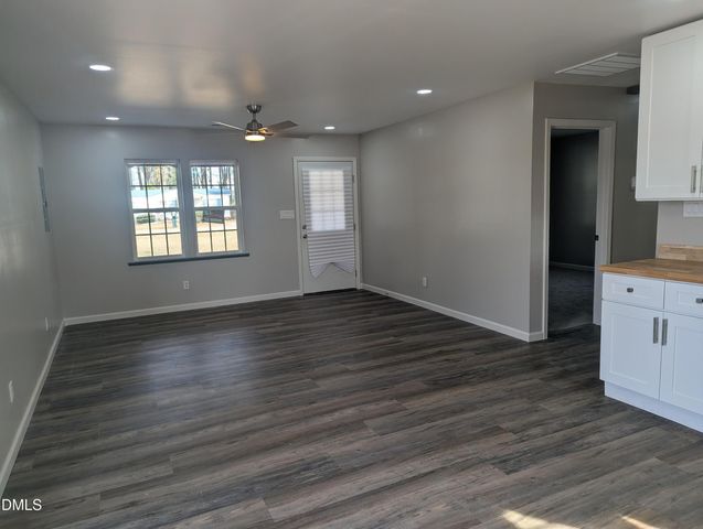 60 Stone Place Road, Dunn, NC 28334