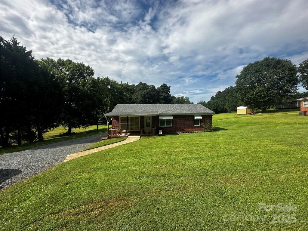 435 Parker Circle, Norwood, NC 28128