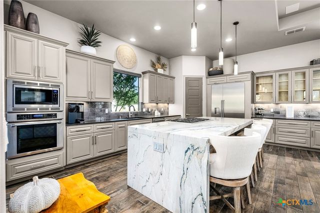 2447 Wallaby Circle, New Braunfels, TX 78132