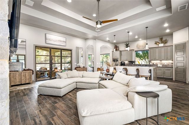 2447 Wallaby Circle, New Braunfels, TX 78132