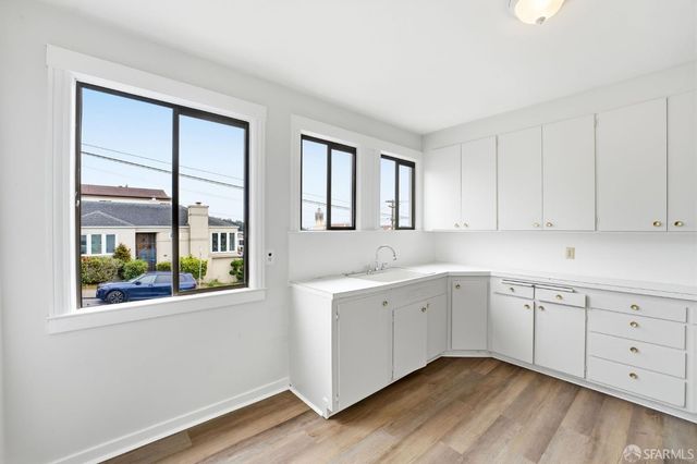 1444 Ulloa Street, San Francisco, CA 94116