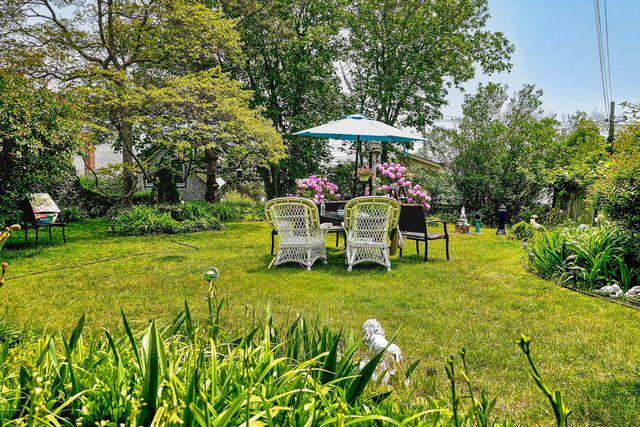 21 Mechanic Street, Provincetown, MA 02657