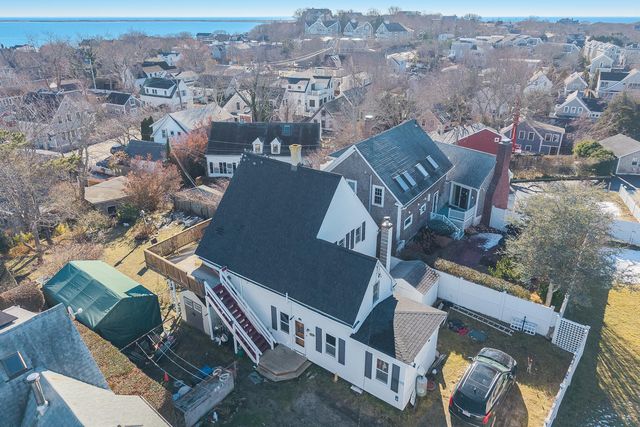 21 Mechanic Street, Provincetown, MA 02657