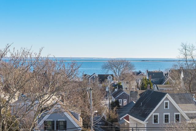 21 Mechanic Street, Provincetown, MA 02657