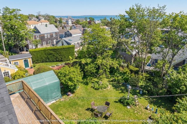 21 Mechanic Street, Provincetown, MA 02657
