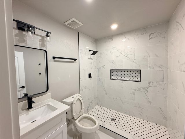 2209 Gano St 1, Houston, TX 77009