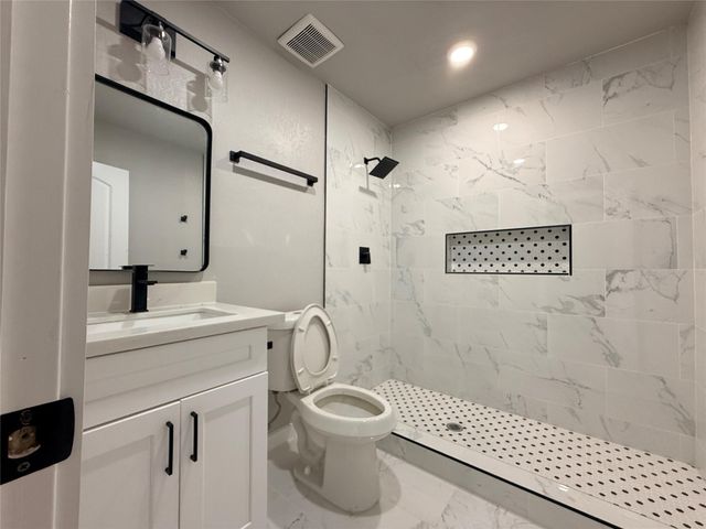 2209 Gano St 1, Houston, TX 77009