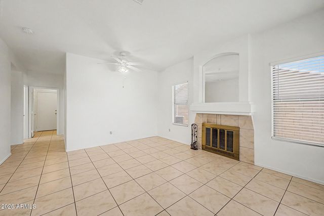 6947 W VIA DEL SOL Drive, Glendale, AZ 85310