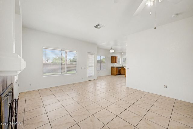 6947 W VIA DEL SOL Drive, Glendale, AZ 85310