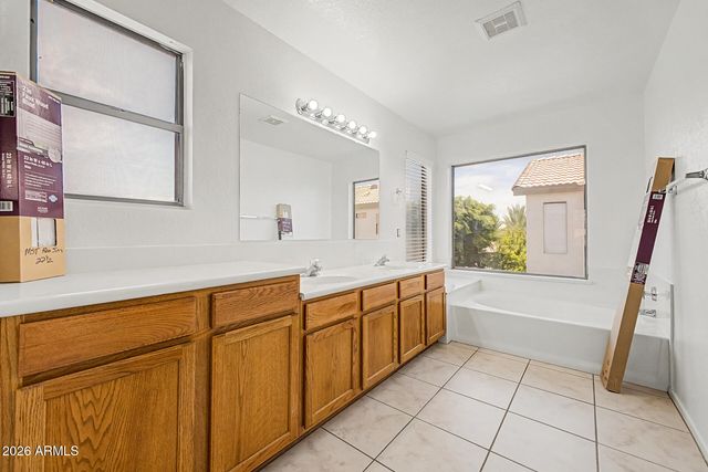 6947 W VIA DEL SOL Drive, Glendale, AZ 85310