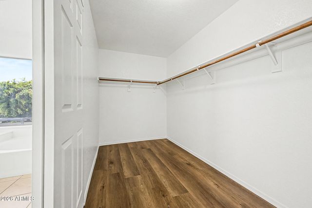 6947 W VIA DEL SOL Drive, Glendale, AZ 85310