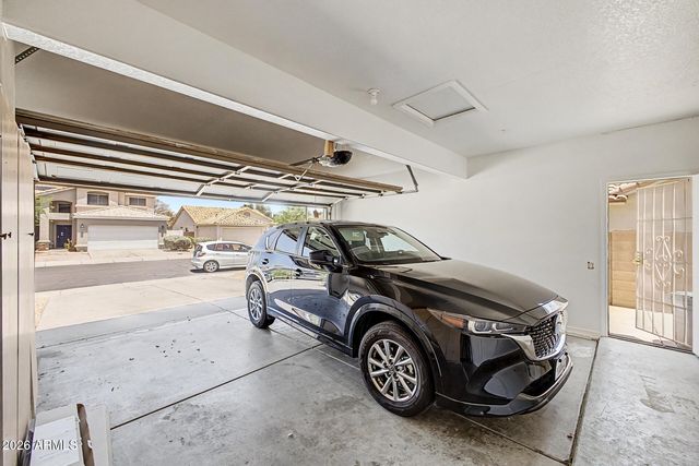 6947 W VIA DEL SOL Drive, Glendale, AZ 85310