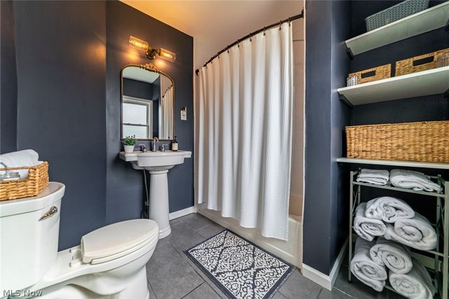 192 Sunset Road, Avon Lake, OH 44012