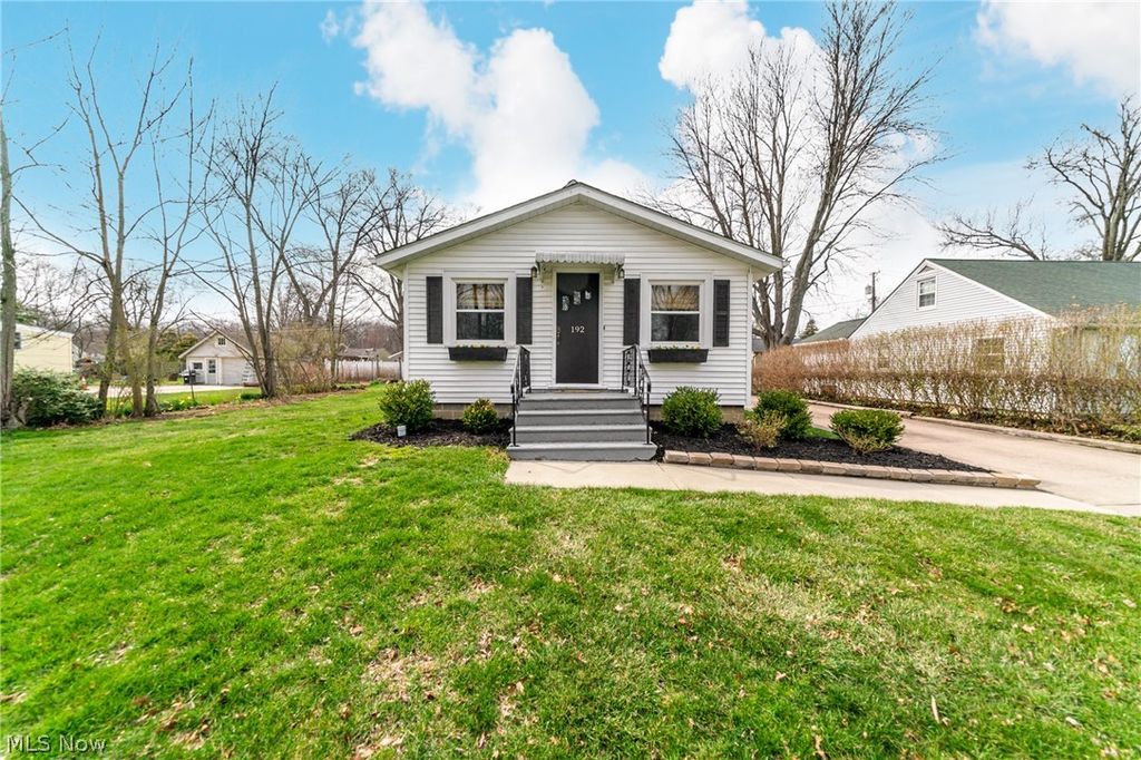 192 Sunset Road, Avon Lake, OH 44012