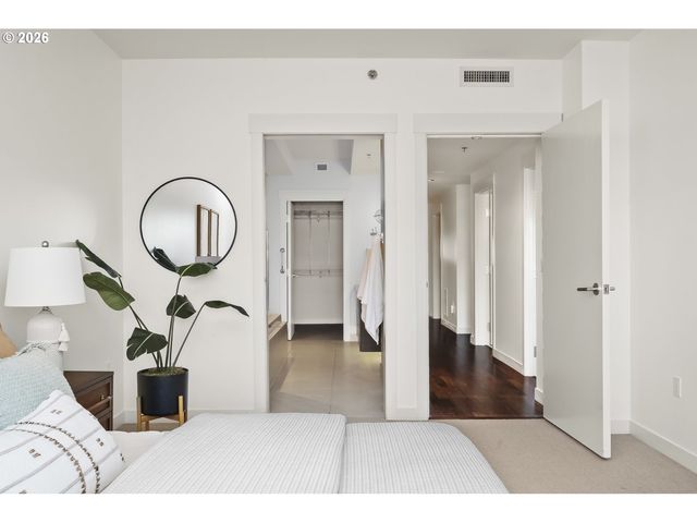 1310 Nw NAITO Pkwy 505A, Portland, OR 97209