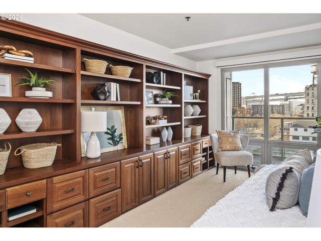 1310 Nw NAITO Pkwy 505A, Portland, OR 97209