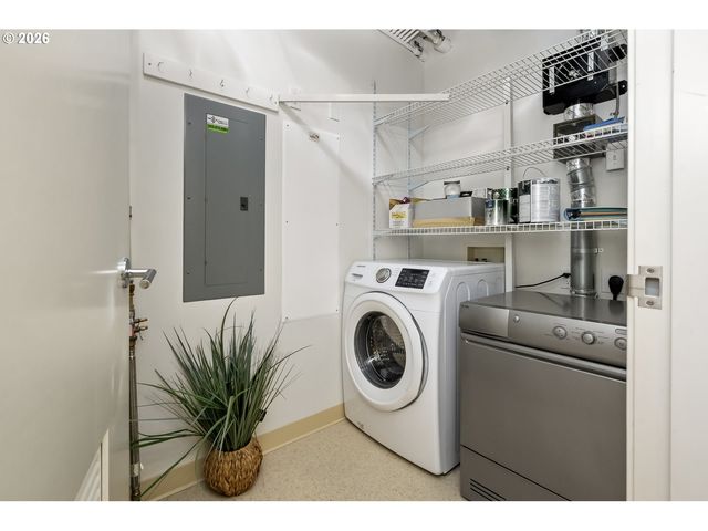 1310 Nw NAITO Pkwy 505A, Portland, OR 97209