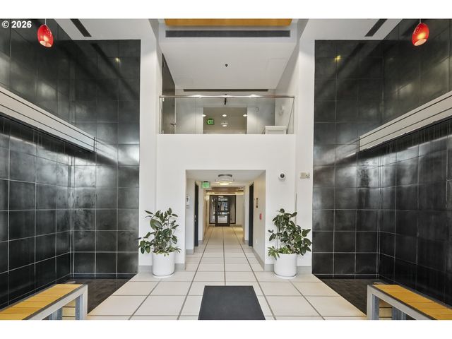 1310 Nw NAITO Pkwy 505A, Portland, OR 97209