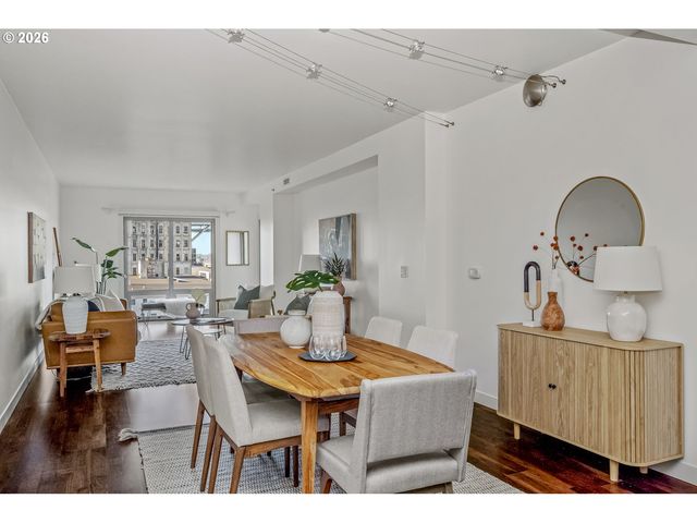 1310 Nw NAITO Pkwy 505A, Portland, OR 97209