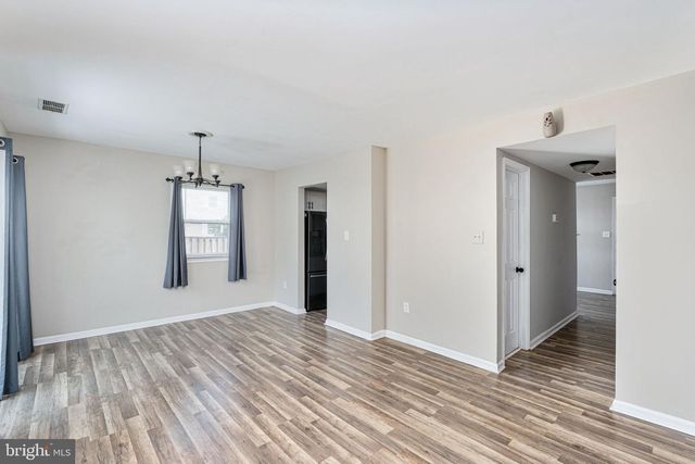 2801 BANKS CT, Dumfries, VA 22026