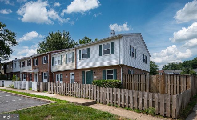 2801 BANKS CT, Dumfries, VA 22026