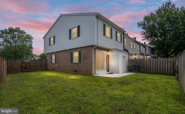 2801 BANKS CT, Dumfries, VA 22026