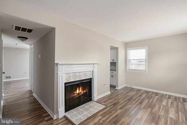 2801 BANKS CT, Dumfries, VA 22026