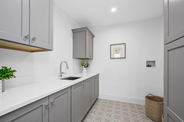 21 Seneca Lane, Sandwich, MA 02563