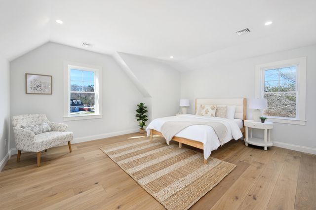 21 Seneca Lane, Sandwich, MA 02563