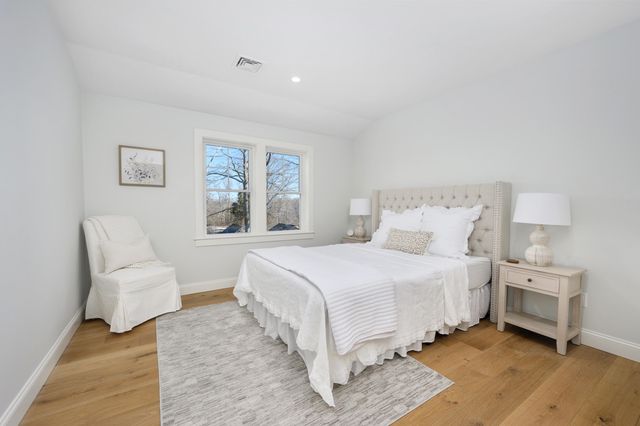 21 Seneca Lane, Sandwich, MA 02563