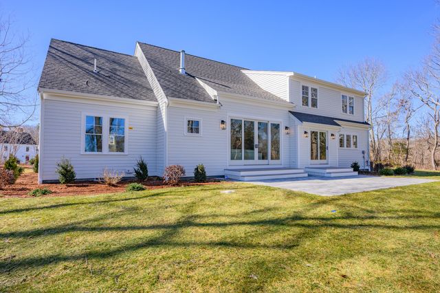 21 Seneca Lane, Sandwich, MA 02563