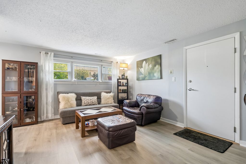 9420 Kelvin Lane G-3272, Schiller Park, IL 60176 — photo 3