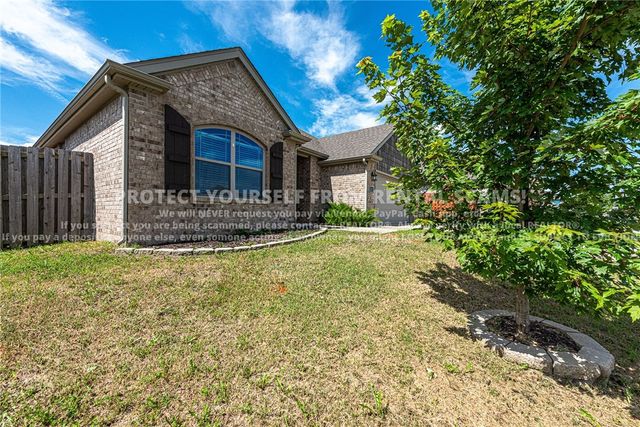 1111 Tulip Street, Centerton, AR 72719