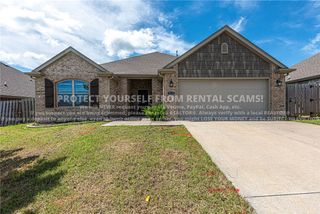 1111 Tulip Street, Centerton, AR 72719