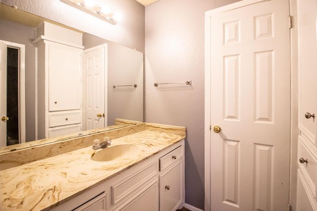 6103 38th Street, B, Lubbock, TX 79407