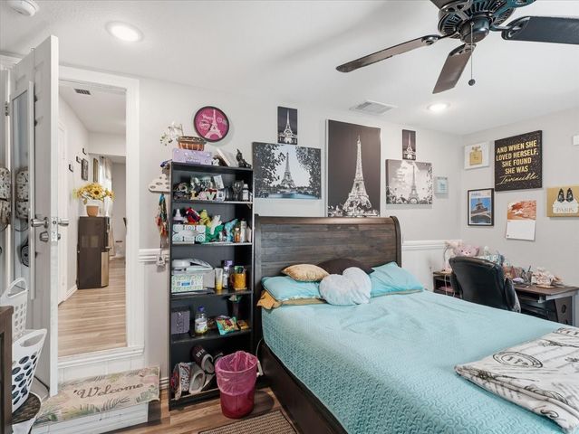 1801 Lawther Drive, River Oaks, TX 76114