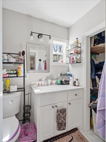 1801 Lawther Drive, River Oaks, TX 76114