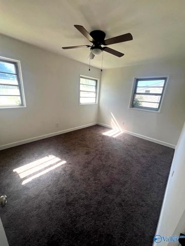 2214 NW Evans Avenue, Huntsville, AL 35810