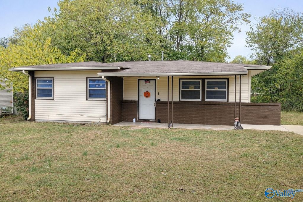 2214 NW Evans Avenue, Huntsville, AL 35810