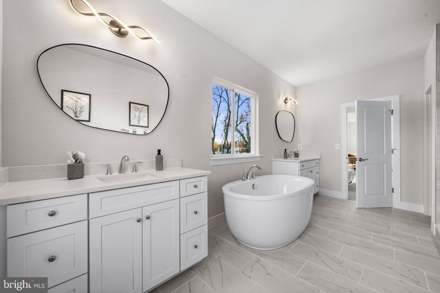 7505 MAGARITY RD, Falls Church, VA 22043