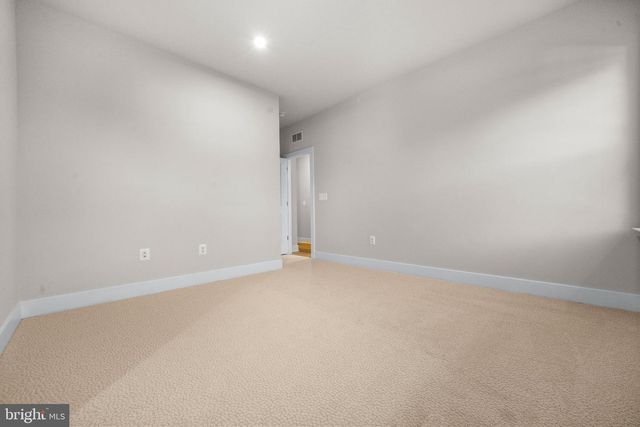 7505 MAGARITY RD, Falls Church, VA 22043